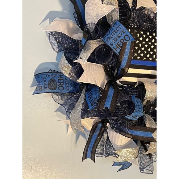 Law Enforcement Wreath - Picture 3 of 5
